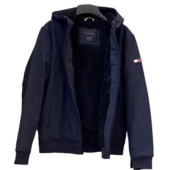 Tommy Hilfiger navy blue wind/water resistant jacket, ❗️NWT, men’s medium - Picture 1 of 14